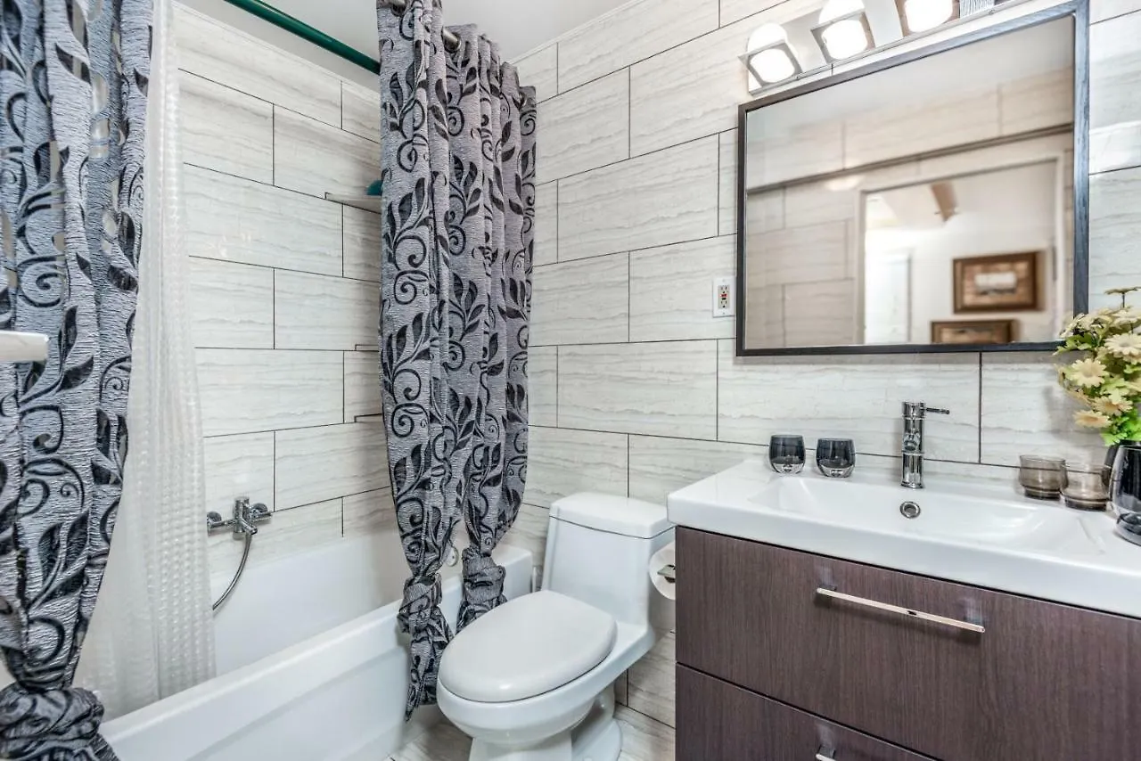Diana'S Luxury Bed And Breakfast Vancouver