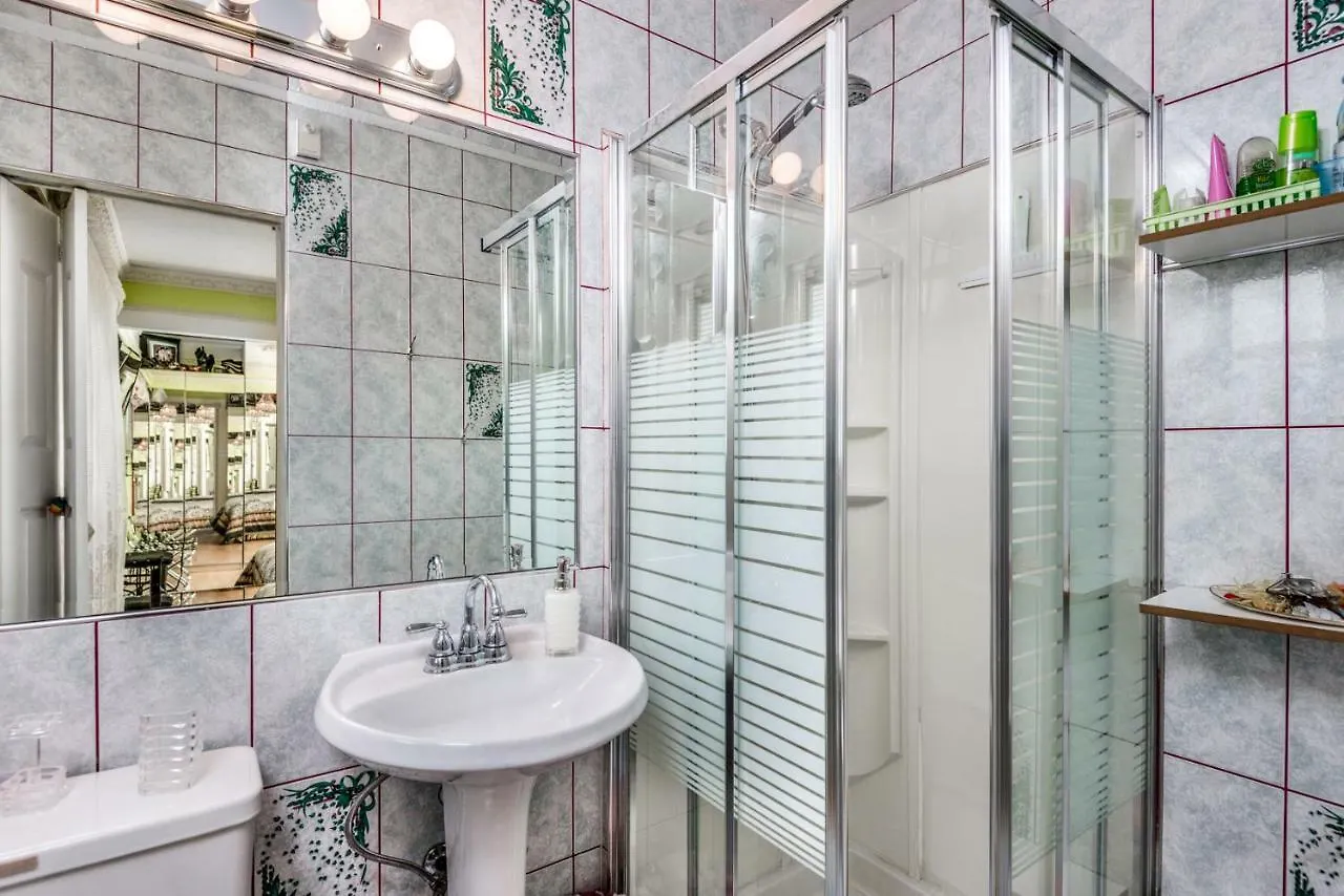 Diana'S Luxury Bed And Breakfast Vancouver