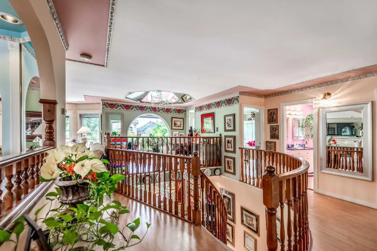 Diana'S Luxury Bed And Breakfast Vancouver